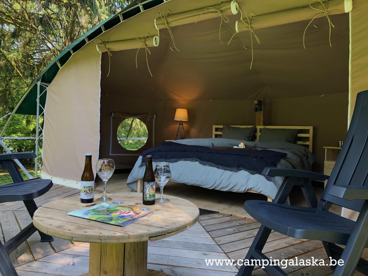 Camping Ardennes Insolites Marbehan Экстерьер фото